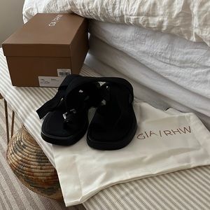 Gia/RHW Rosie sandal size 8